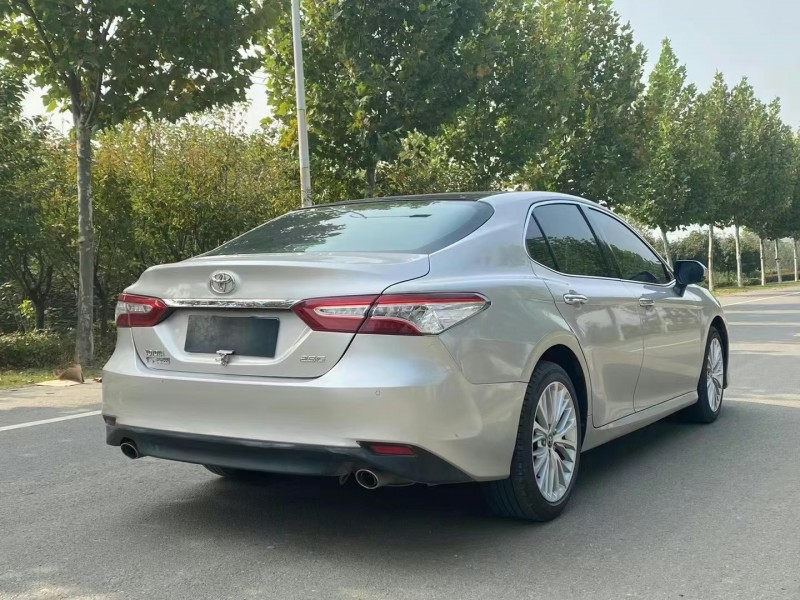 徐州19年丰田凯美瑞3