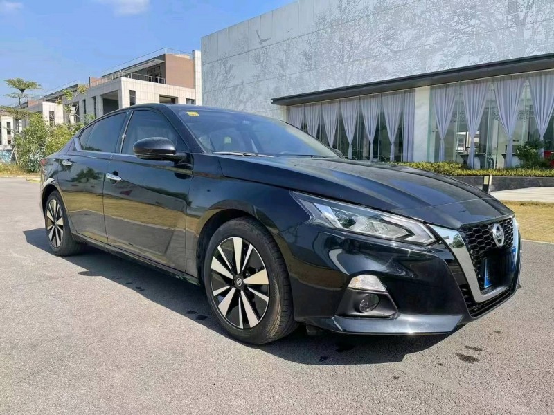 柳州21年日產天籟2