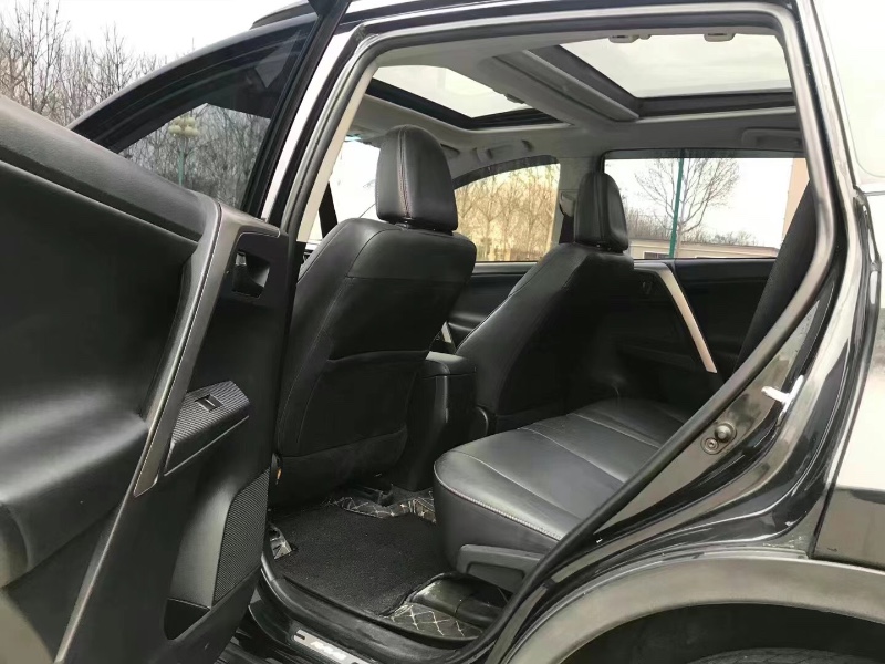 萊蕪16年豐田RAV4榮放6