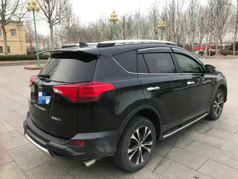 萊蕪16年豐田RAV4榮放8