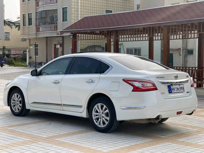 汕頭14年日產天籟7