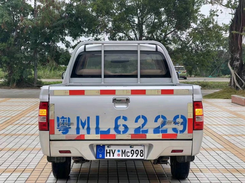 汕頭16年長安汽車星卡8