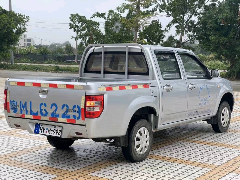 汕頭16年長安汽車星卡9