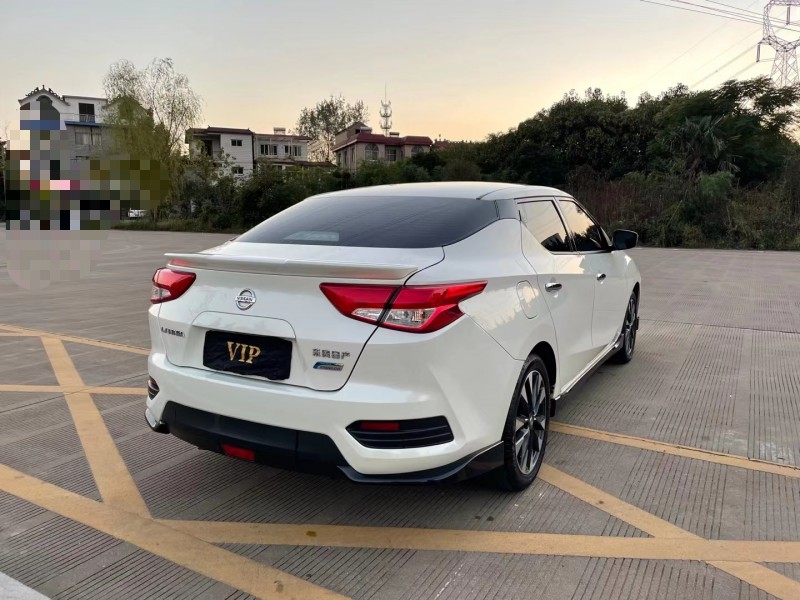 徐州20年日產藍鳥2