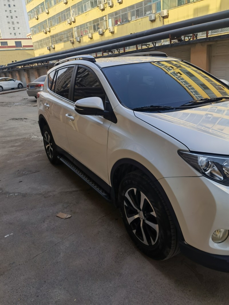 衡水14年豐田RAV4榮放8