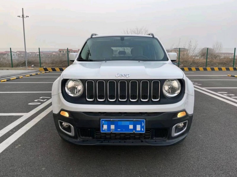 唐山19年Jeep自由俠1