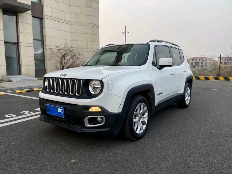 唐山19年Jeep自由俠2
