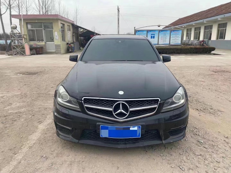 青島13年奔馳AMG C1