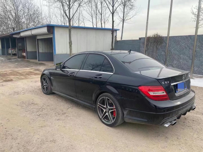 青島13年奔馳AMG C8