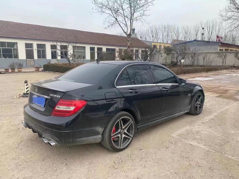 青島13年奔馳AMG C9
