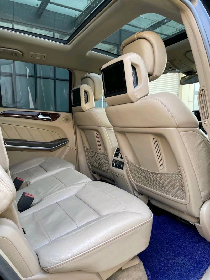 徐州20年奔驰GL级AMG5