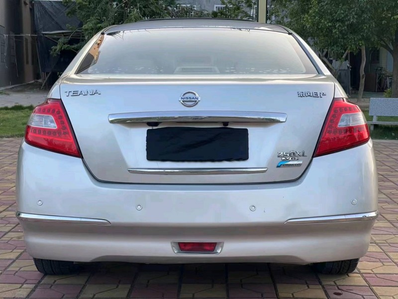 汕頭09年日產天籟7