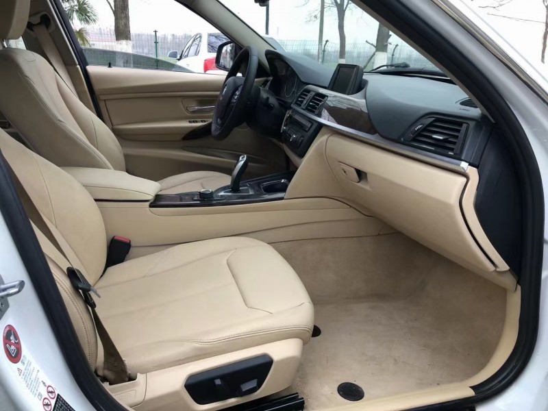 徐州13年宝马3系6