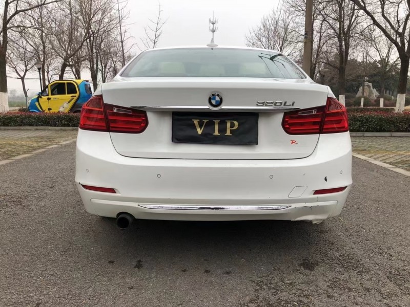 徐州13年宝马3系8