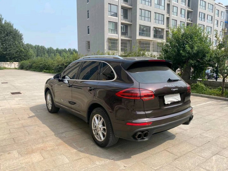 唐山15年保時捷卡宴7