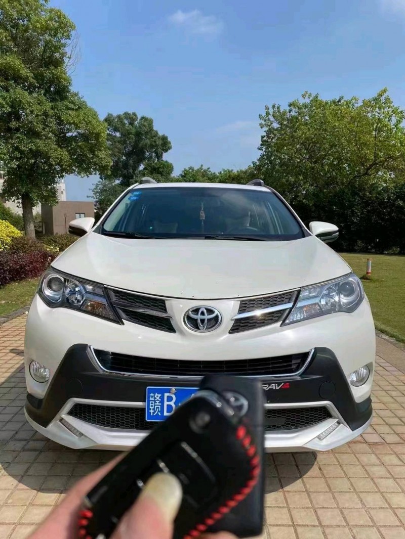 廣州15年豐田RAV4榮放1