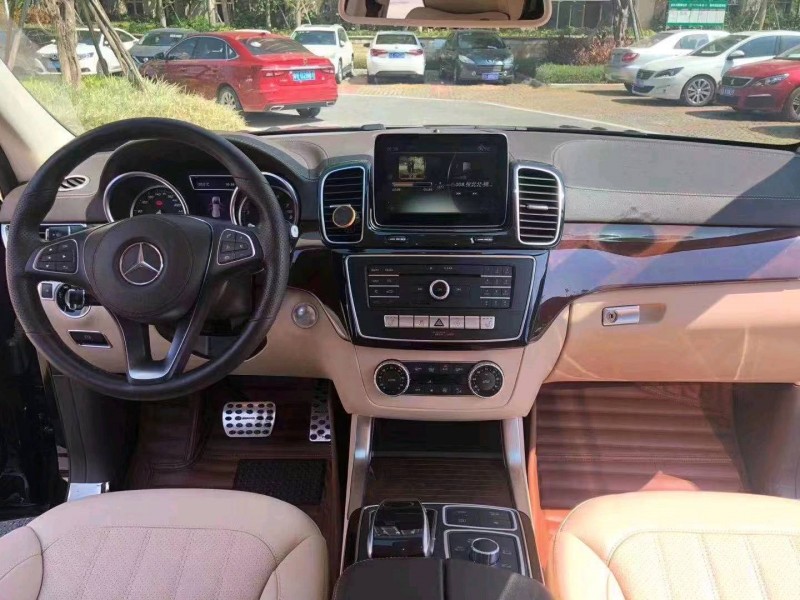 廣州18年奔馳GLS4