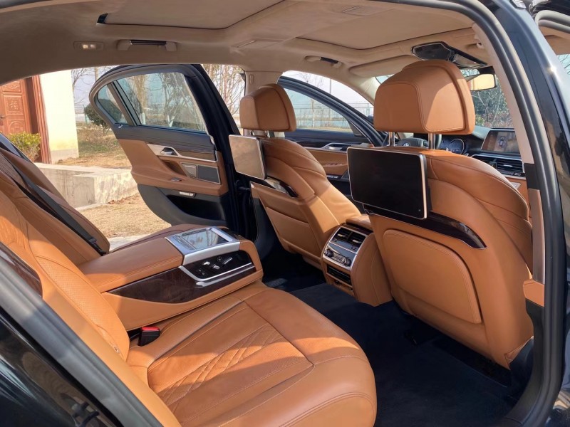 徐州17年宝马7系7