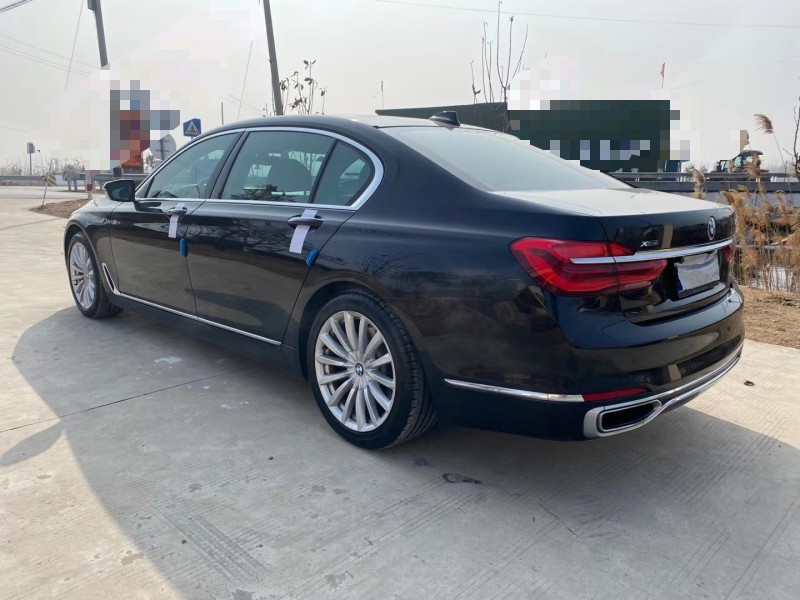 徐州17年宝马7系8