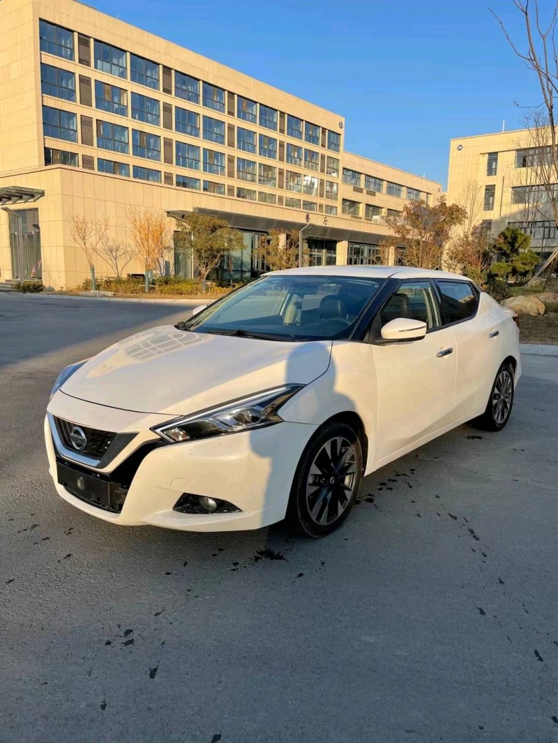 徐州18年日產藍鳥2