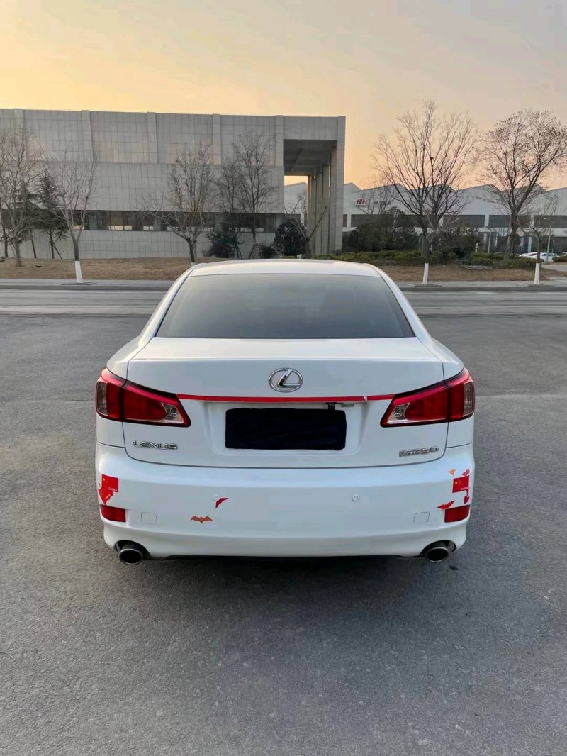 徐州11年雷克萨斯IS9