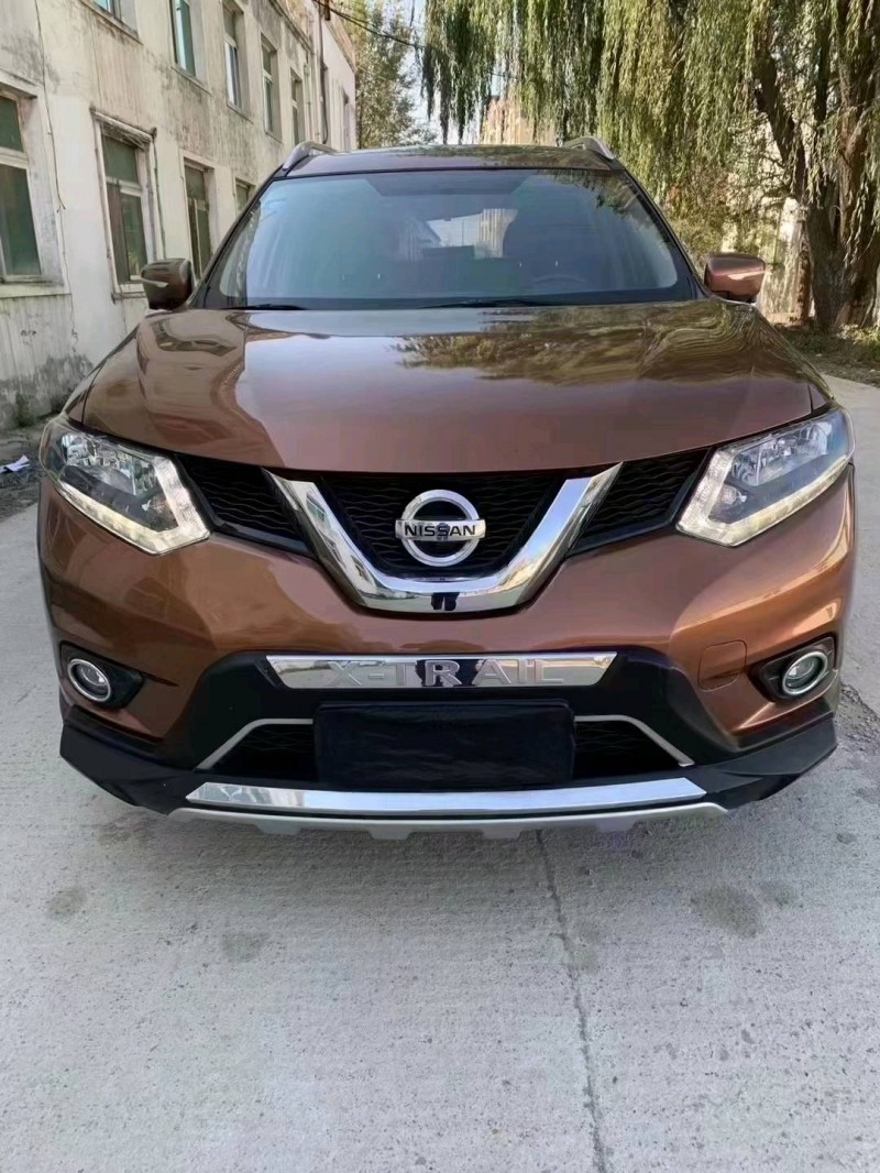 沈陽15年日產奇駿1