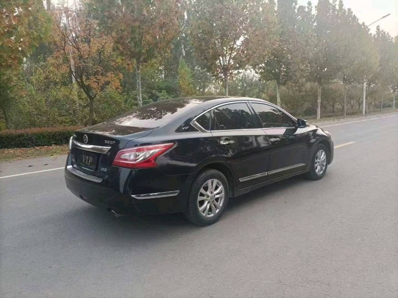 徐州14年日產天籟8