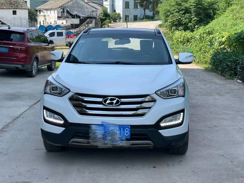 北京16年现代新胜达1