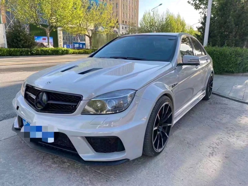 太原11年奔馳AMG A6