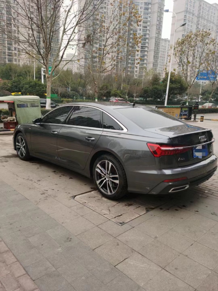 巢湖21年奧迪A6L8