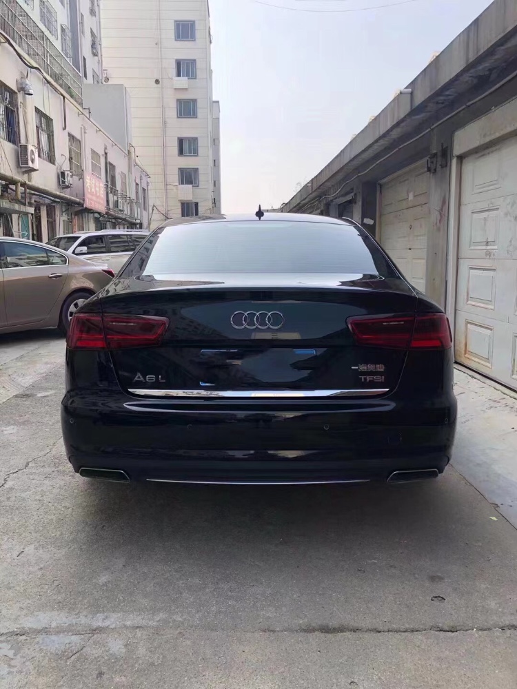 萊蕪16年奧迪A6L8
