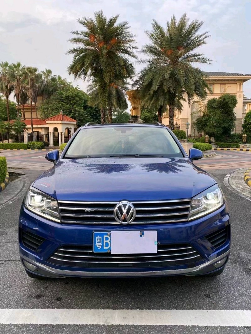 中山17年大众途锐1