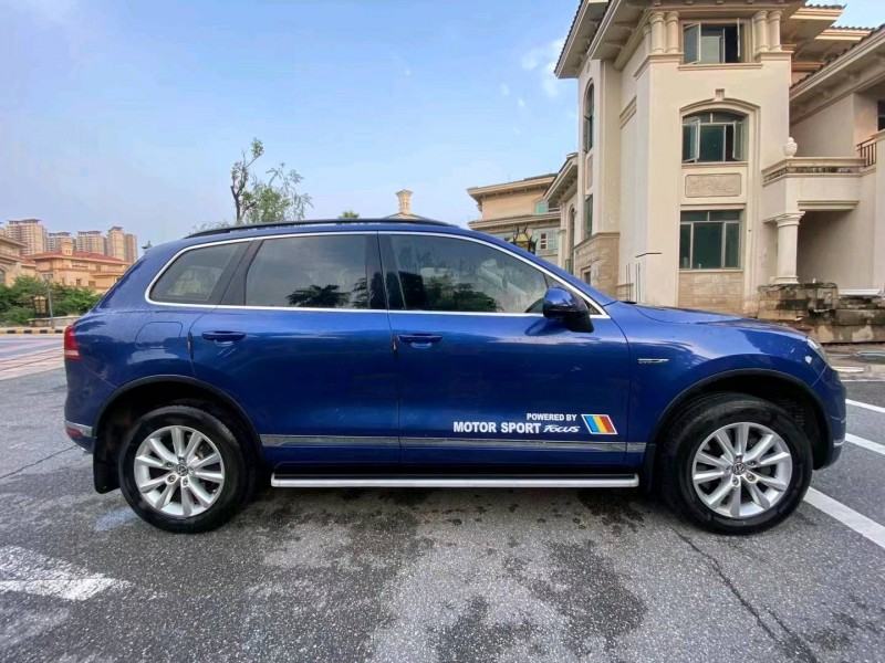 中山17年大众途锐4