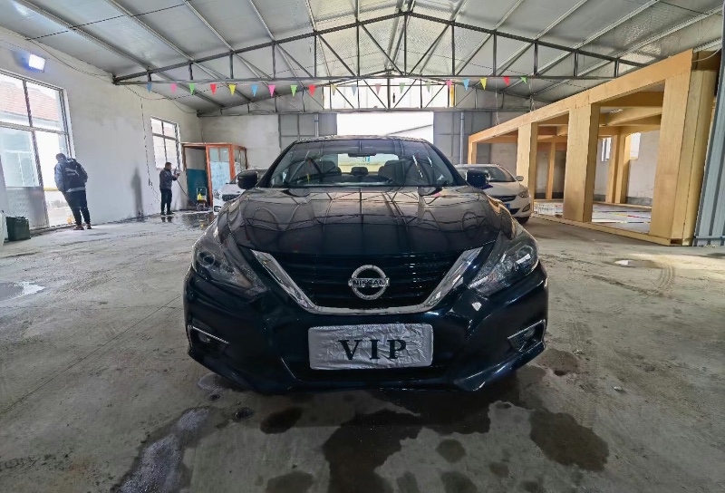 濰坊17年日產天籟1