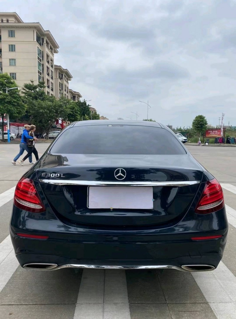 中山16年奔驰E5