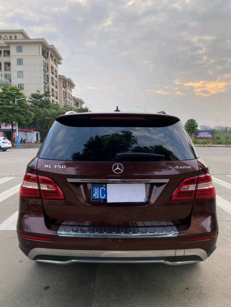 中山15年奔驰ML2