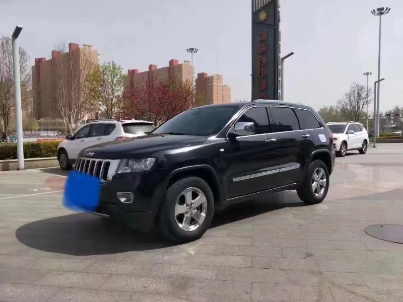 北京11年Jeep大切諾基5
