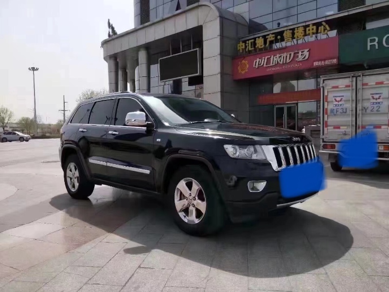 北京11年Jeep大切諾基8