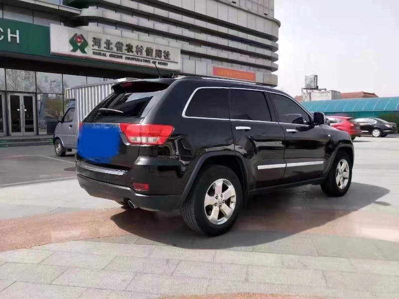 北京11年Jeep大切諾基6
