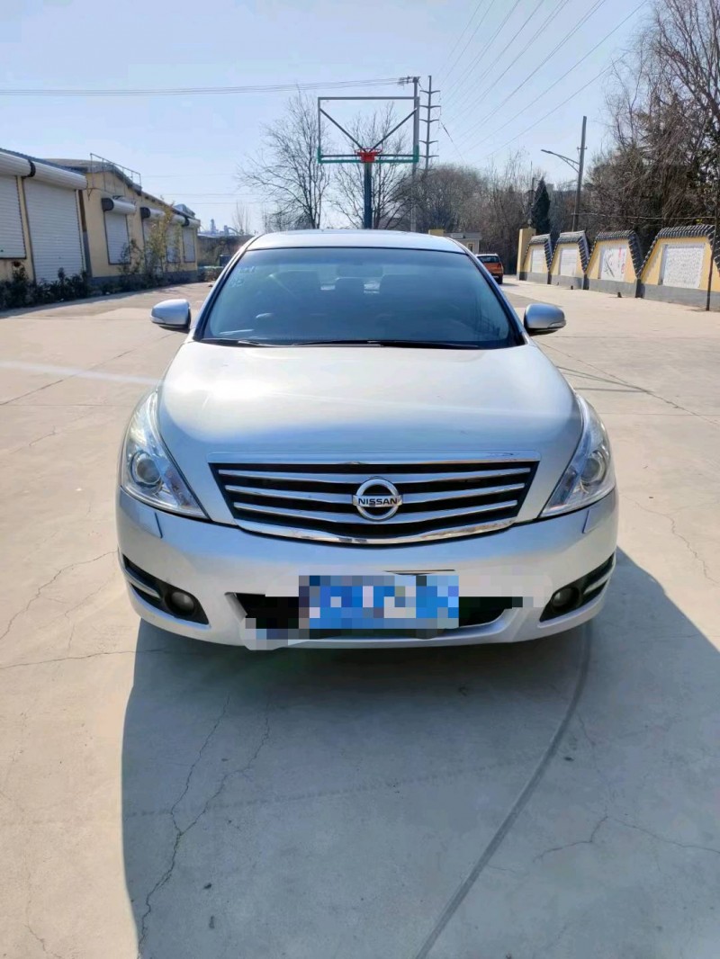 聊城10年日產天籟1
