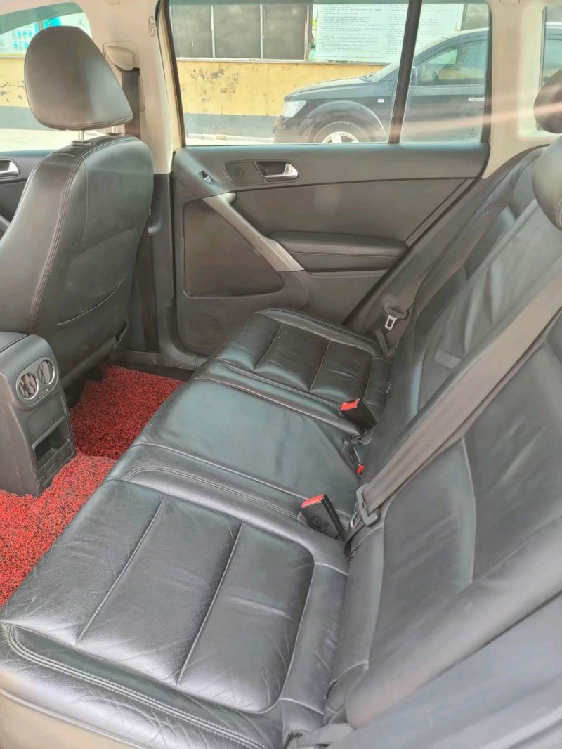 聊城11年大众途观5