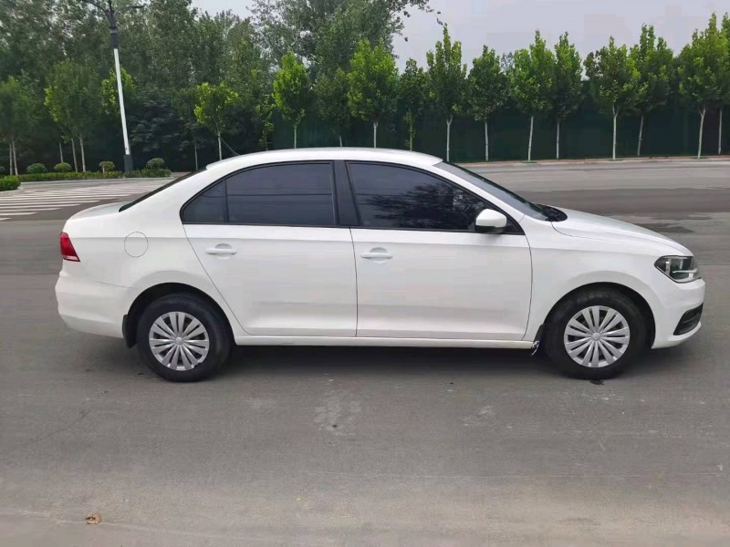 聊城17年大众桑塔纳3