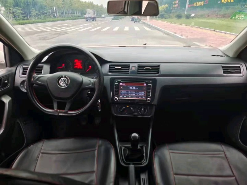 聊城17年大众桑塔纳6