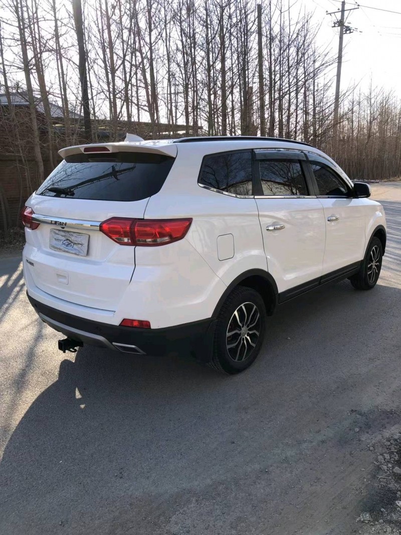 沈陽17年力帆汽車邁威3