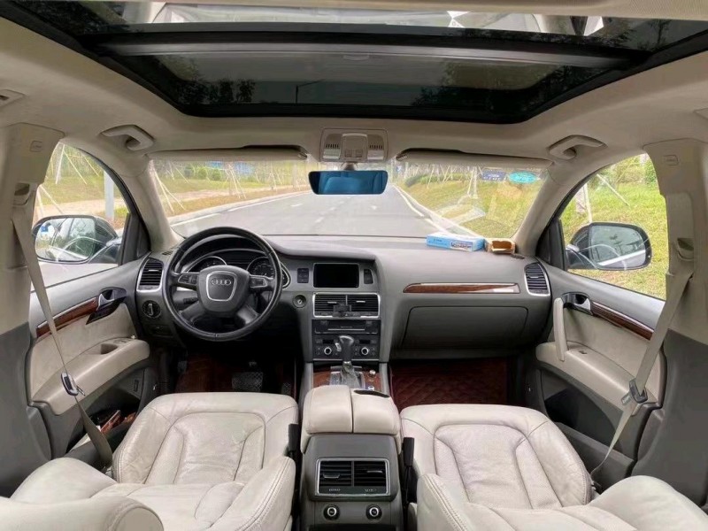 東莞11年奧迪Q75