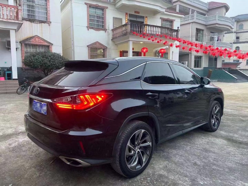 南昌16年雷克薩斯RX8