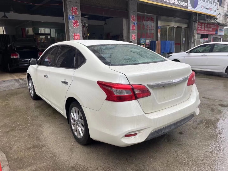 懷化17年日產軒逸6