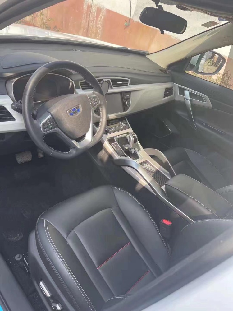 徐州19年吉利博越3