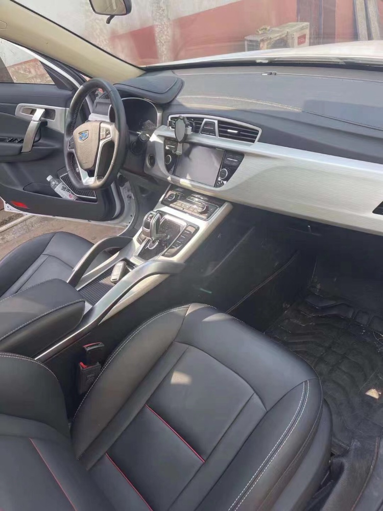 徐州19年吉利博越5