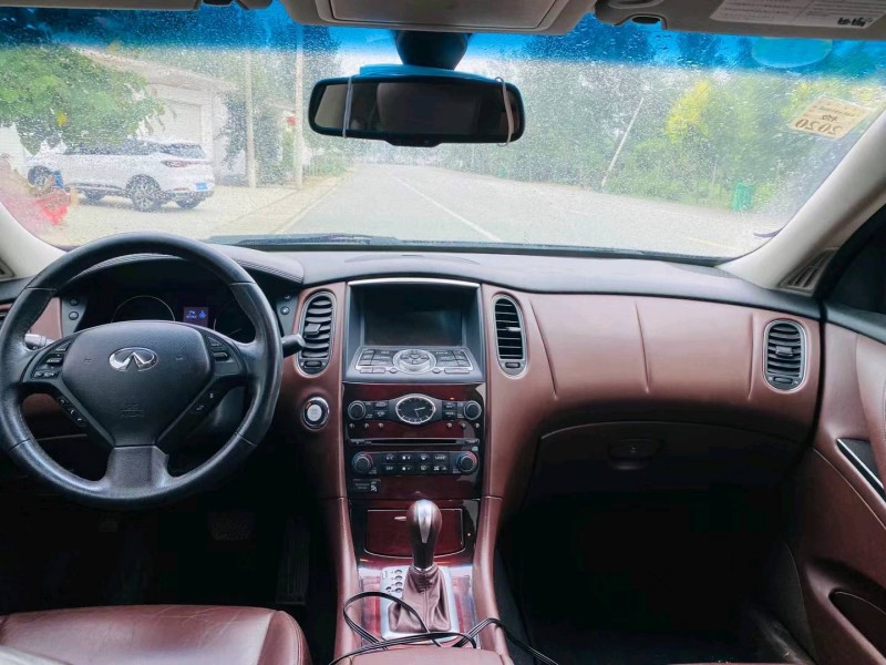 聊城14年英菲尼迪QX506